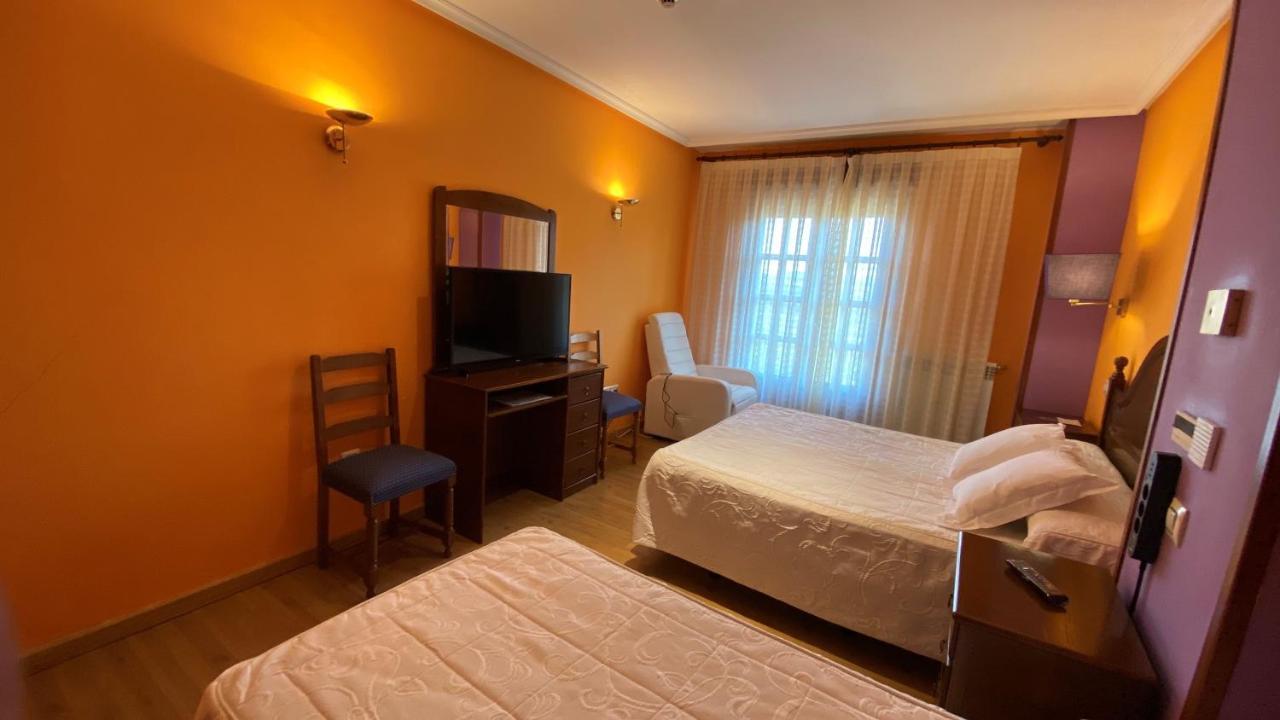 Tierra De Lobos Hotel Puebla de Sanabria Eksteriør billede