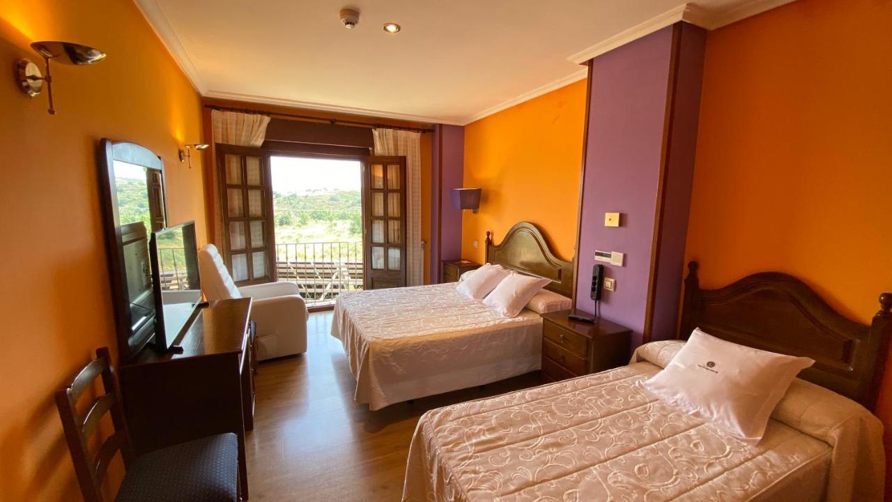 Tierra De Lobos Hotel Puebla de Sanabria Eksteriør billede