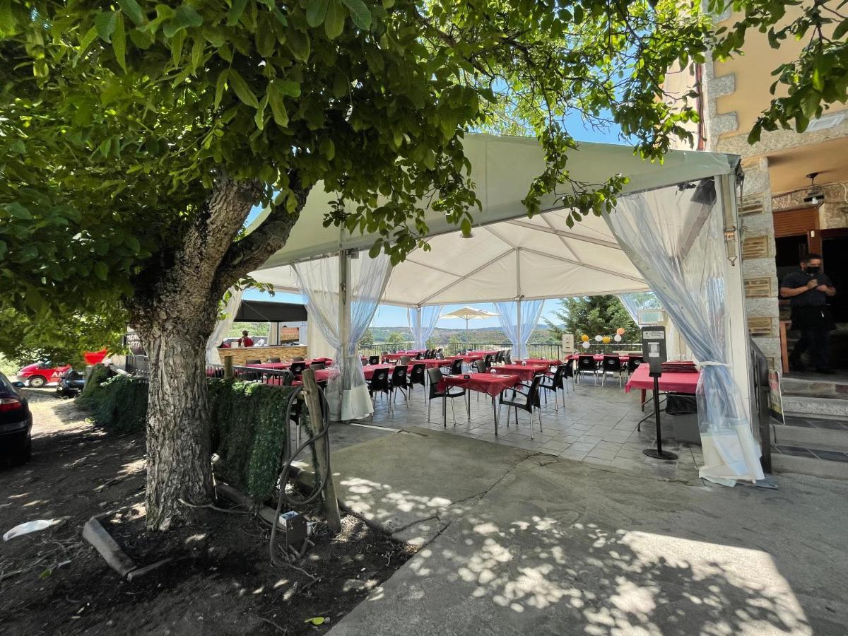 Tierra De Lobos Hotel Puebla de Sanabria Eksteriør billede