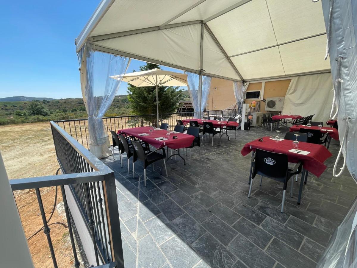 Tierra De Lobos Hotel Puebla de Sanabria Eksteriør billede