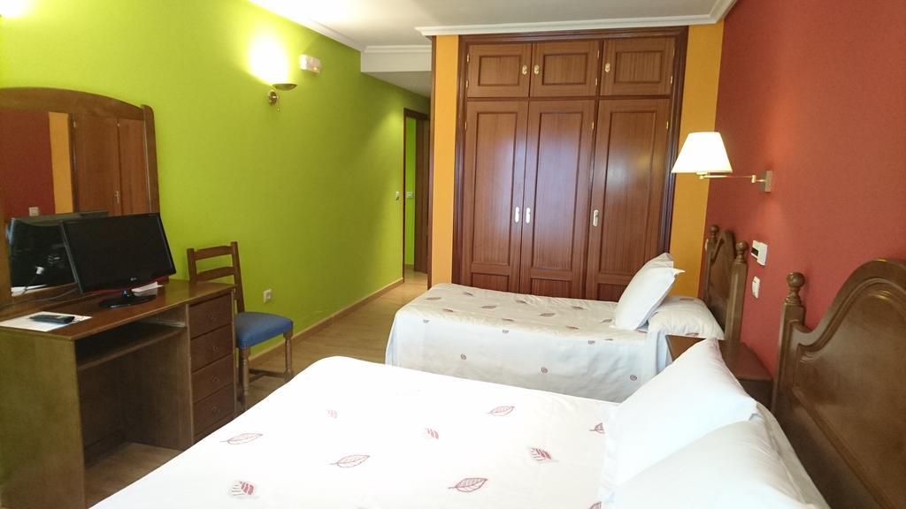 Tierra De Lobos Hotel Puebla de Sanabria Eksteriør billede