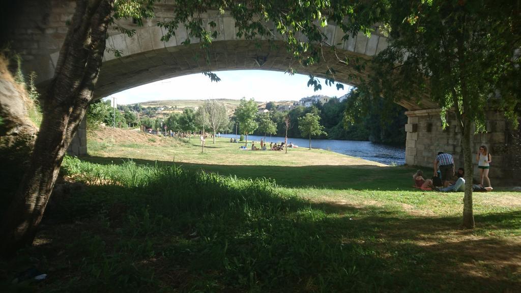 Tierra De Lobos Hotel Puebla de Sanabria Eksteriør billede